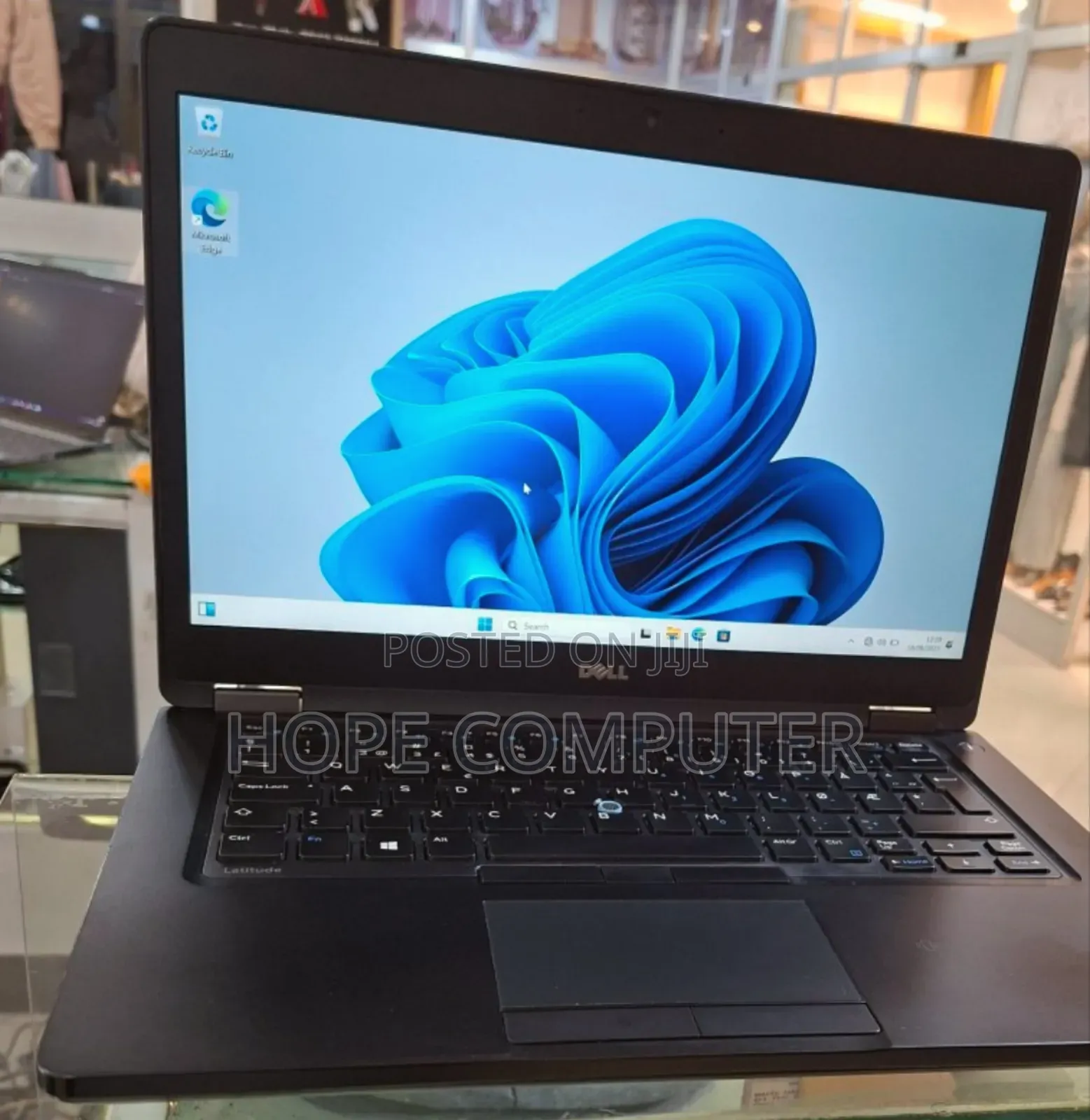 New Laptop Dell Latitude 5310 8GB Intel Core I5 SSD 256GB