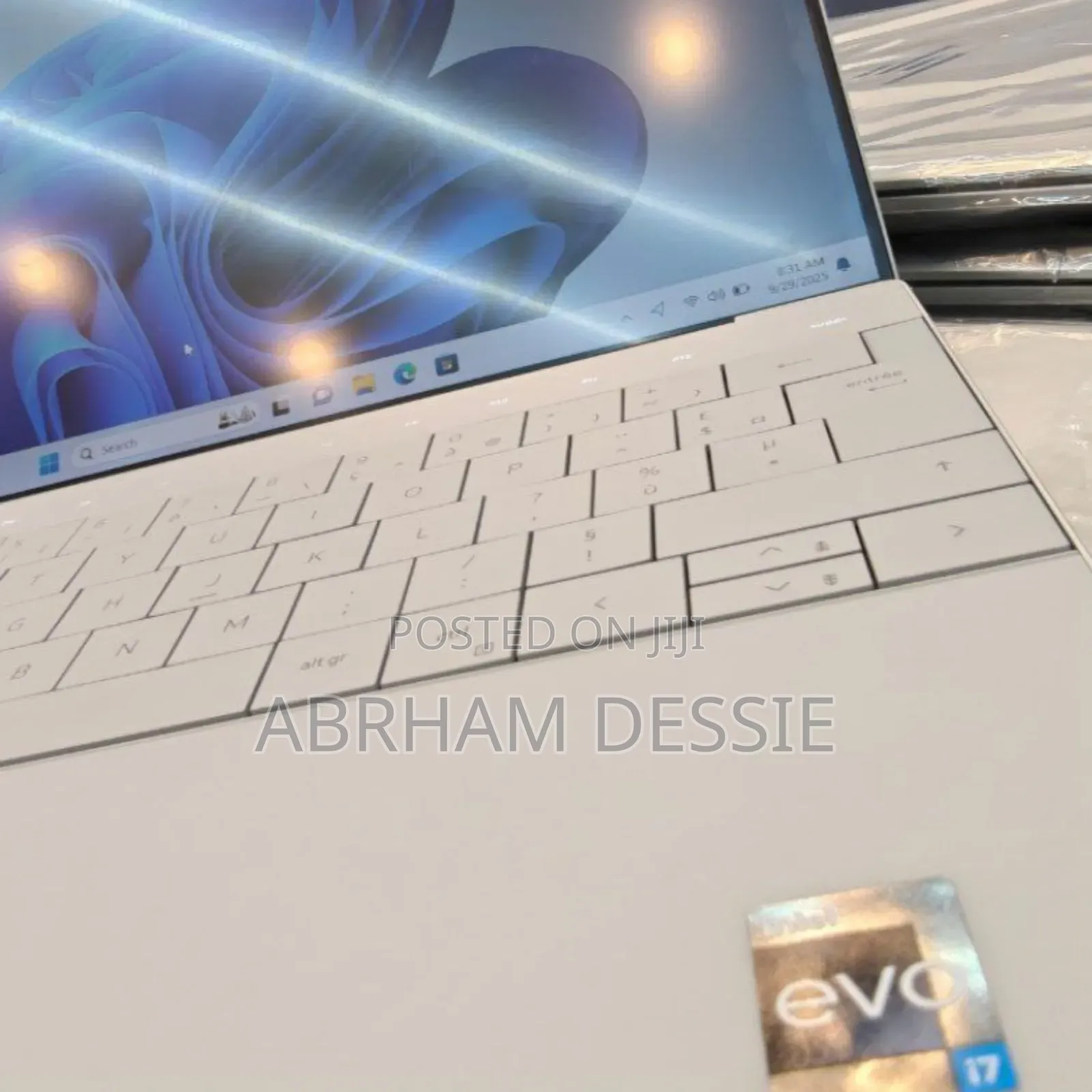 New Laptop Dell XPS 13 32GB Intel Core I7 SSD 1T