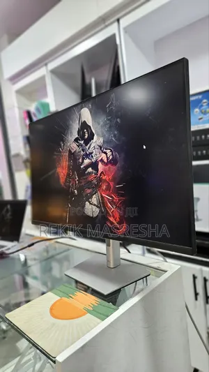 Photo - Dell 32 Monitor