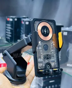 Photo - Smart Sensor Wireless Car Charger