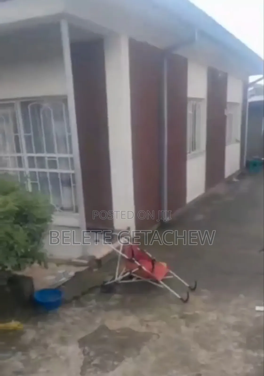 3bdrm Villa in Ayat, Old Villa, Bole for sale