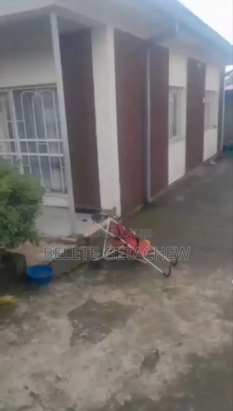 3bdrm Villa in Ayat, Old Villa, Bole for sale