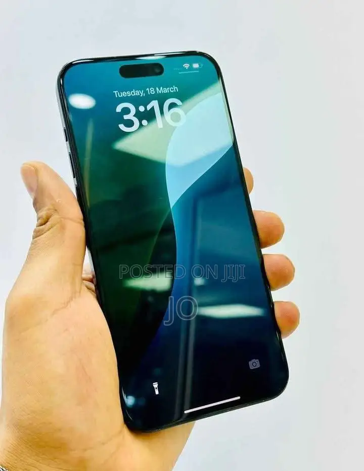 New Apple iPhone 16 Pro 128 GB Black