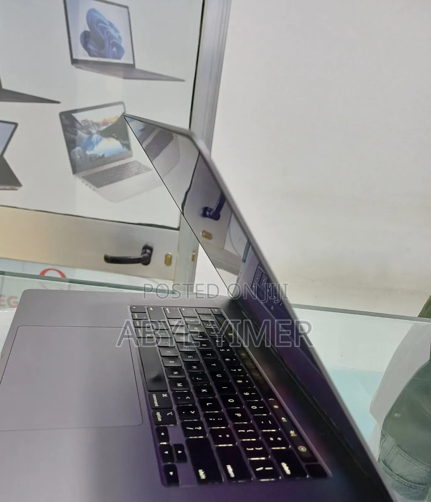 New Laptop Apple MacBook Pro 2019 32GB Intel Core I9 SSD 1T