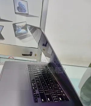 New Laptop Apple MacBook Pro 2019 32GB Intel Core I9 SSD 1T