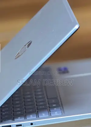 New Laptop HP Stream Notebook 16GB Intel Core I7 SSD 1T