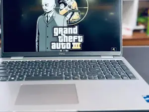 New Laptop Dell Precision 15 3520 32GB Intel Core i7 SSD 1T