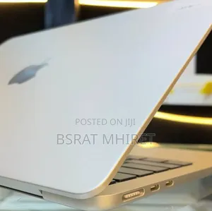 New Laptop Apple MacBook Air 2022 M2 8GB Apple M2 SSD 256GB