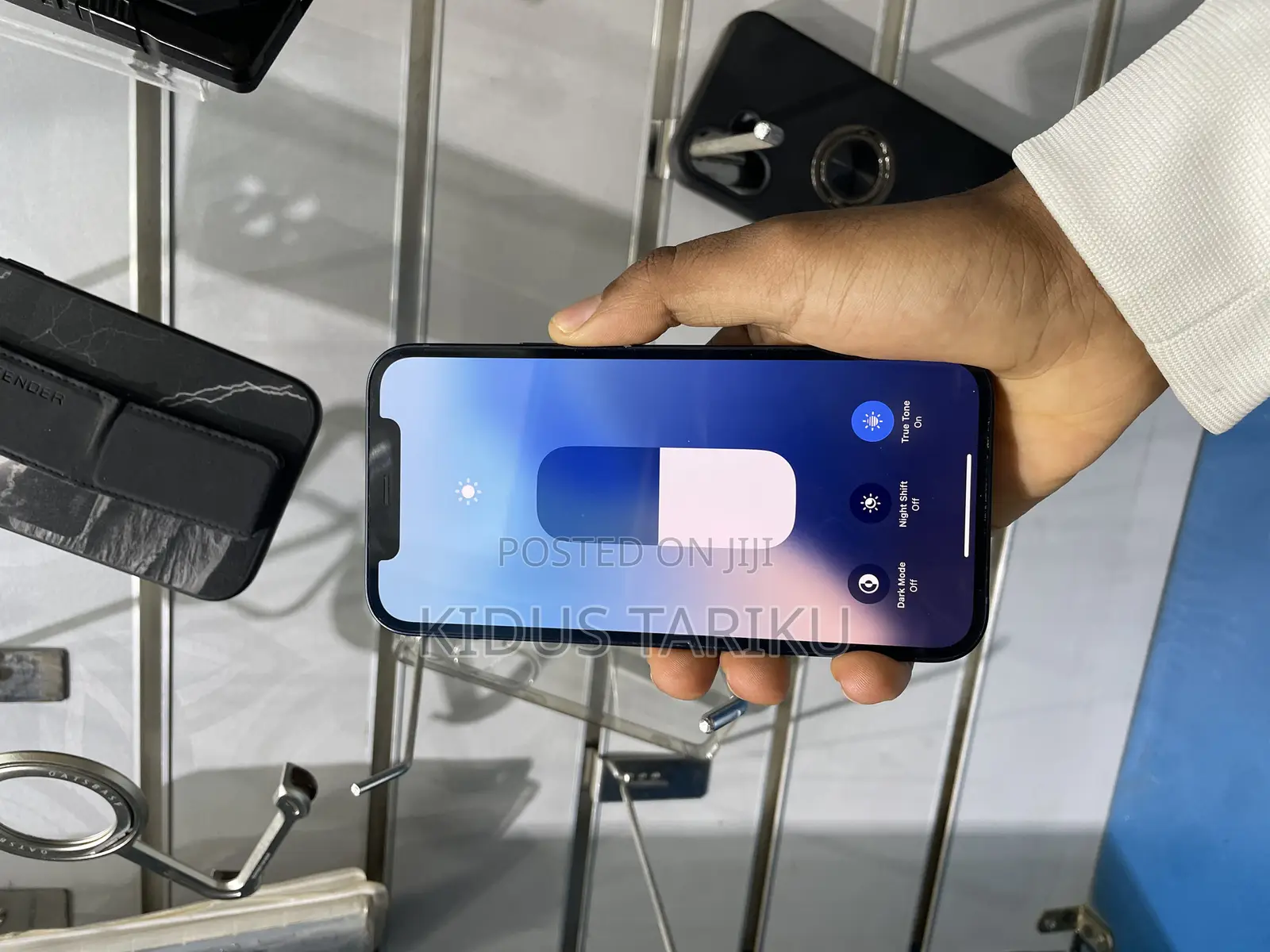 Apple iPhone 12 64 GB Black