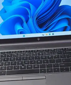 New Laptop HP ZBook Firefly 15 G7 16GB Intel Core I7 SSD 1T