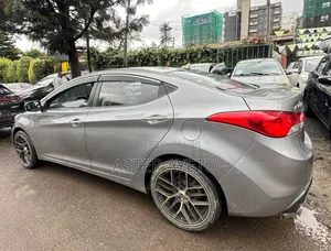 Hyundai Avante 2012 Gray