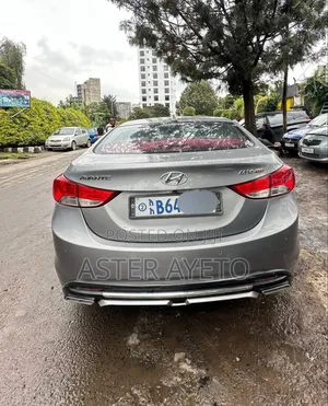 Hyundai Avante 2012 Gray