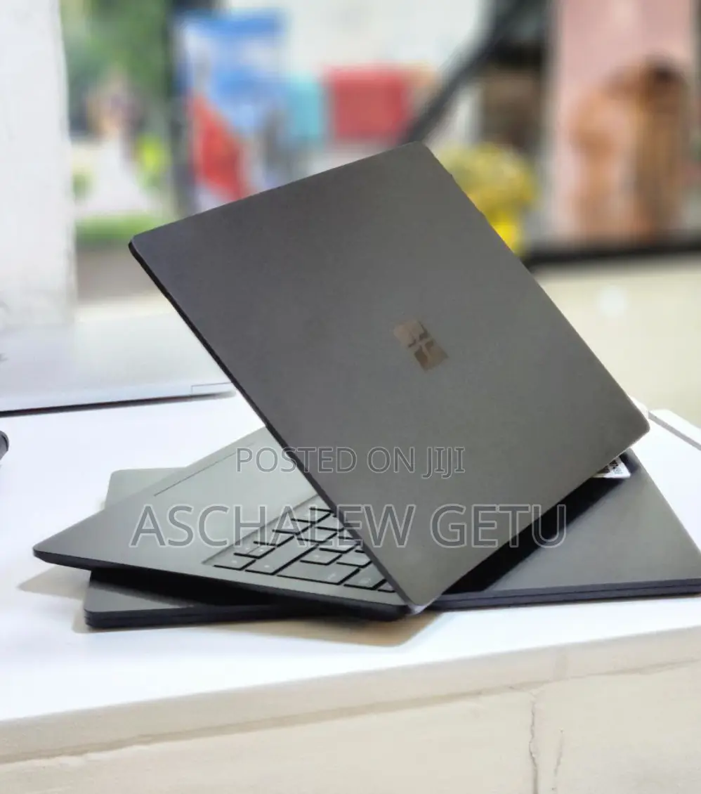 New Laptop Microsoft Surface 16GB Intel Core I5 SSD 512GB