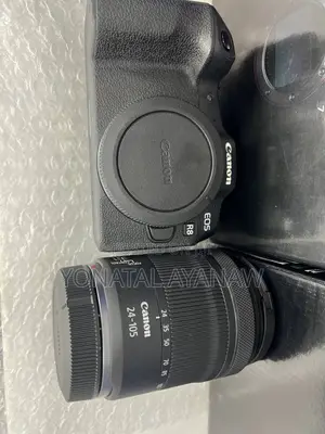 Canon R8 With 24-105mm