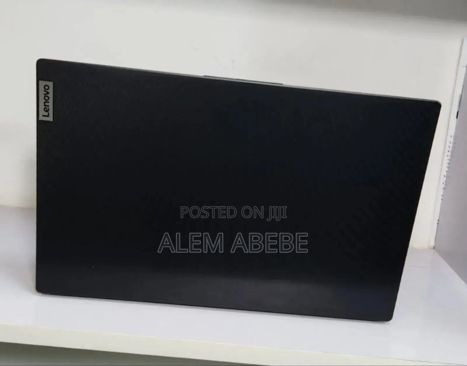 New Laptop Lenovo V15 8GB AMD Ryzen 3 SSD 256GB