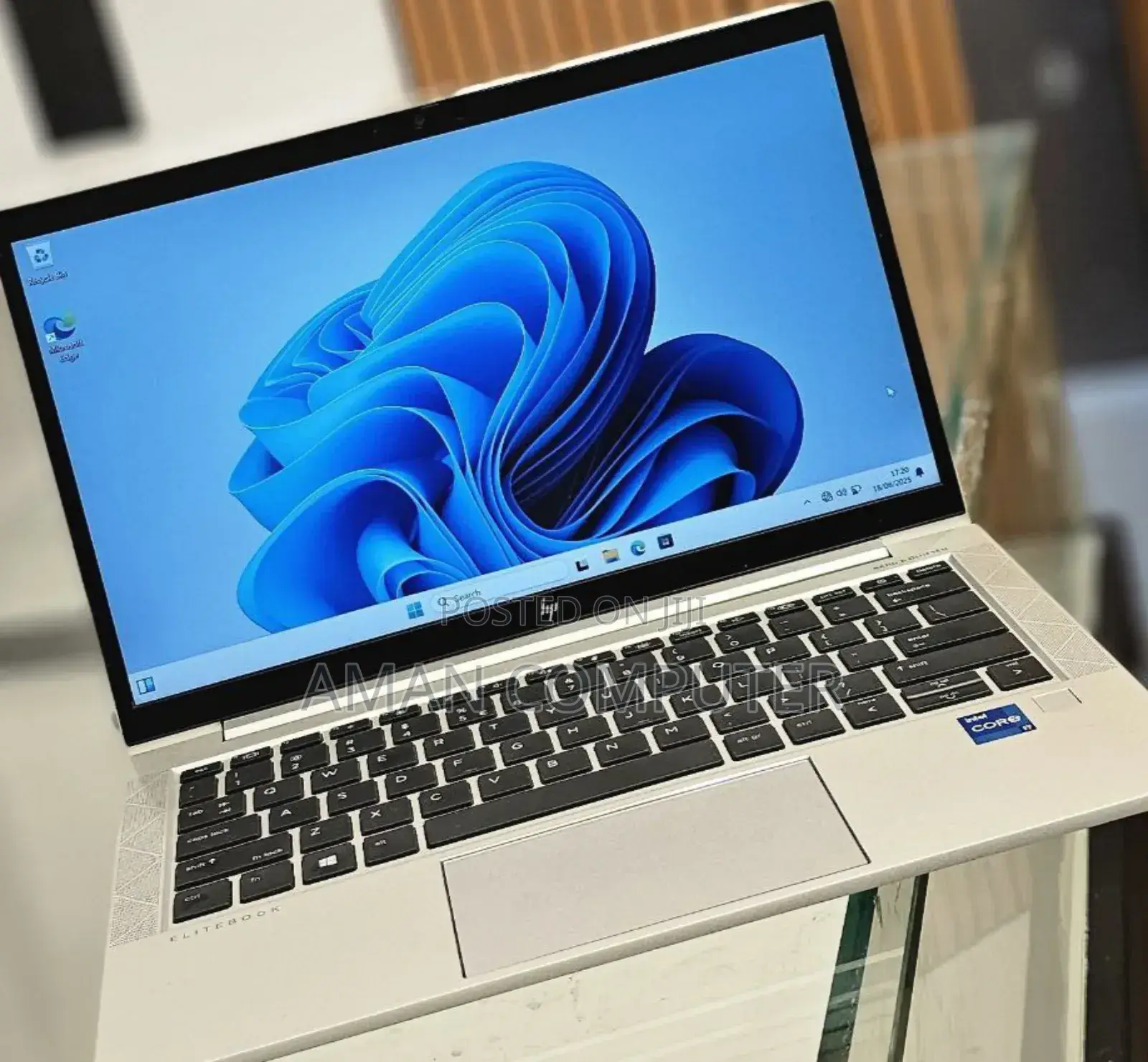 New Laptop HP EliteBook 830 G8 16GB Intel Core I7 SSD 512GB