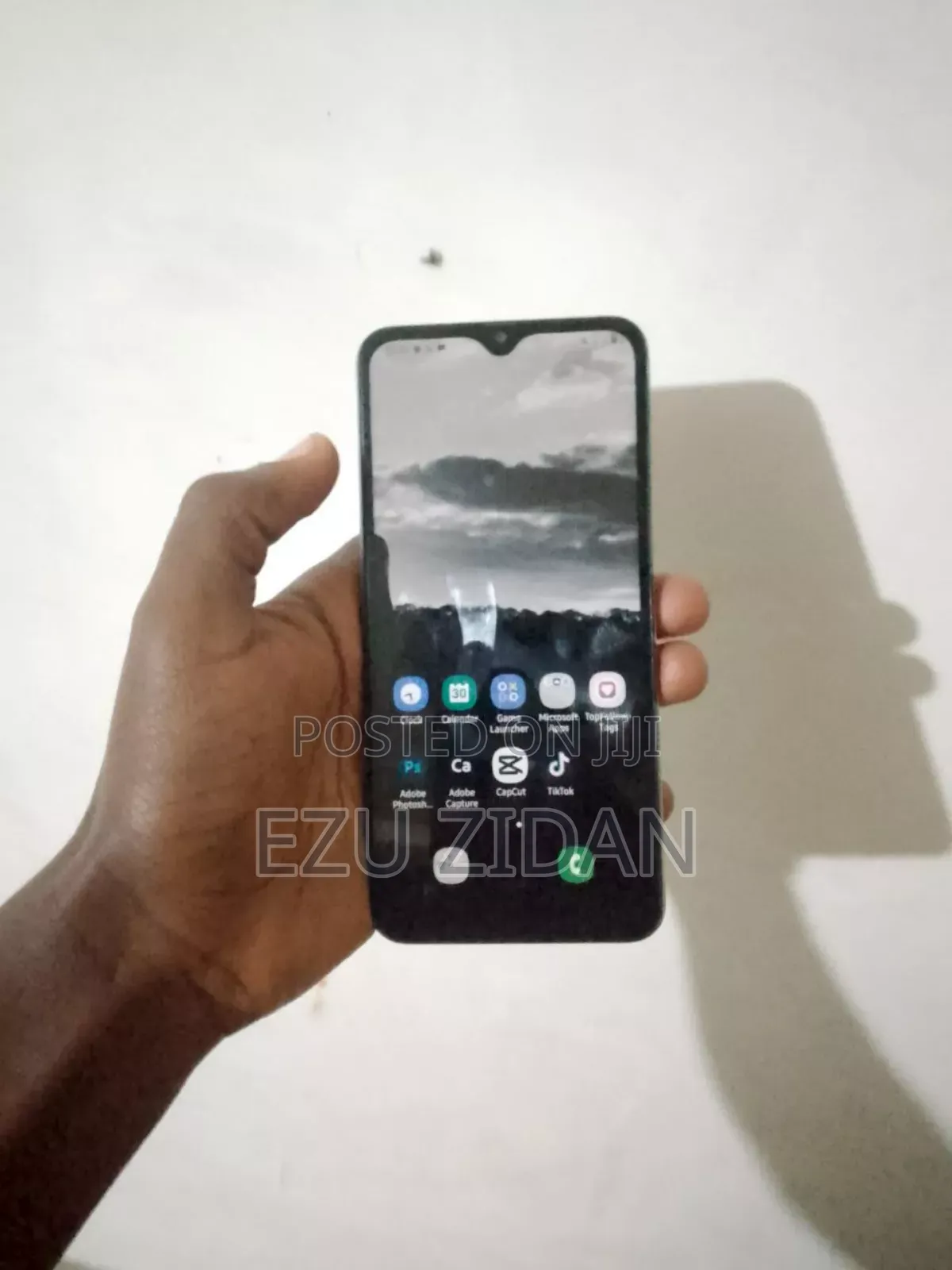 Samsung Galaxy A30 64 GB White