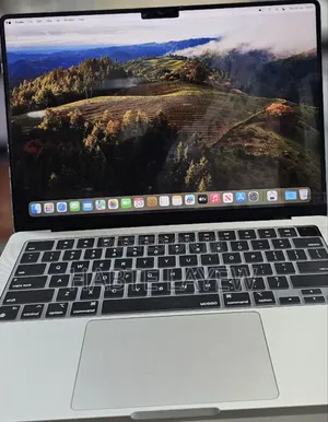 Photo - New Laptop Apple MacBook 8GB Apple M3 SSD 512GB