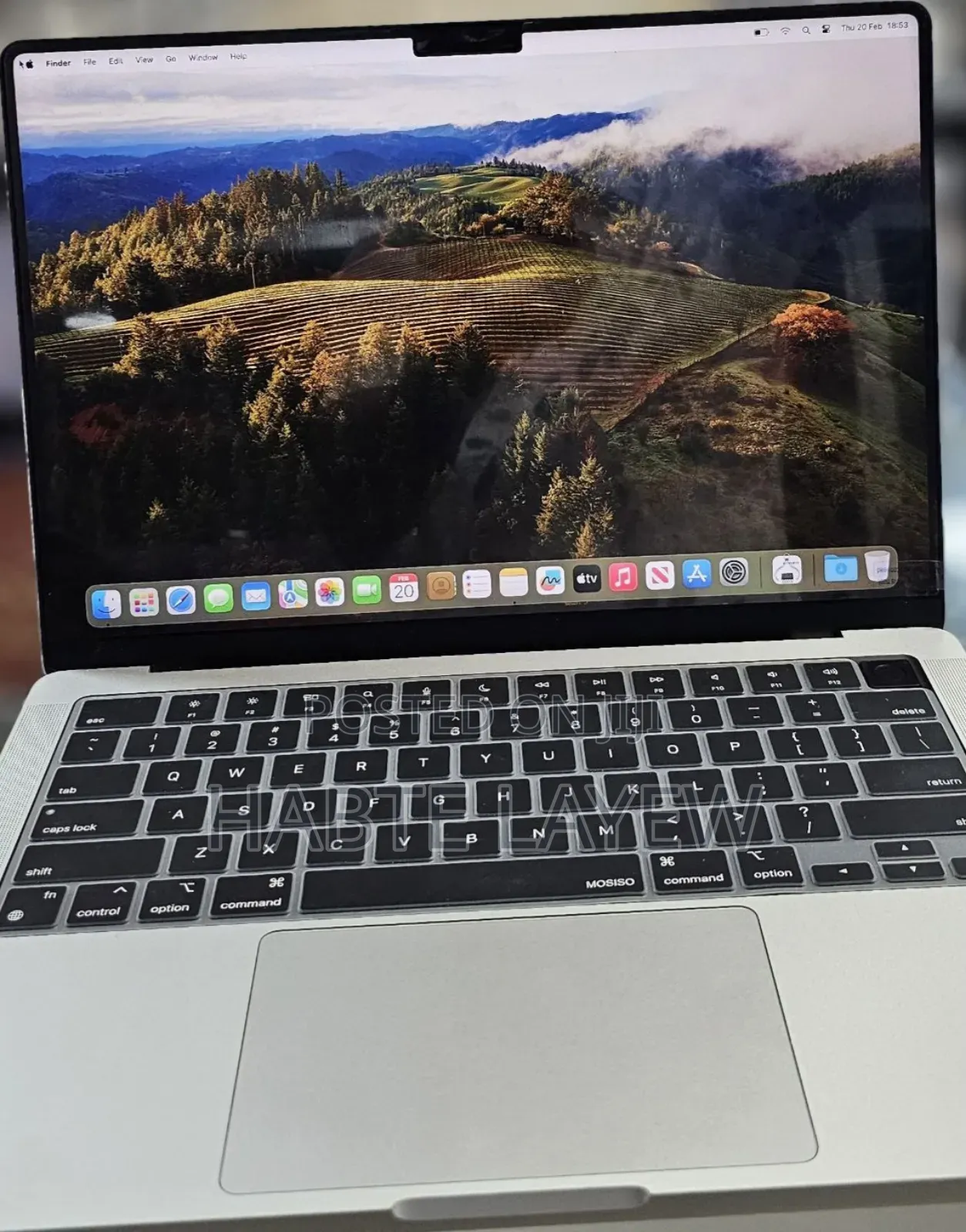 New Laptop Apple MacBook 8GB Apple M3 SSD 512GB