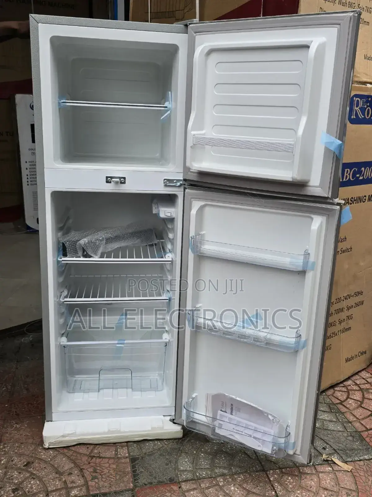Egel 350 Refrigerator