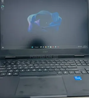 New Laptop HP OmniBook 5 16" 16GB Intel Core I5 SSD 512GB