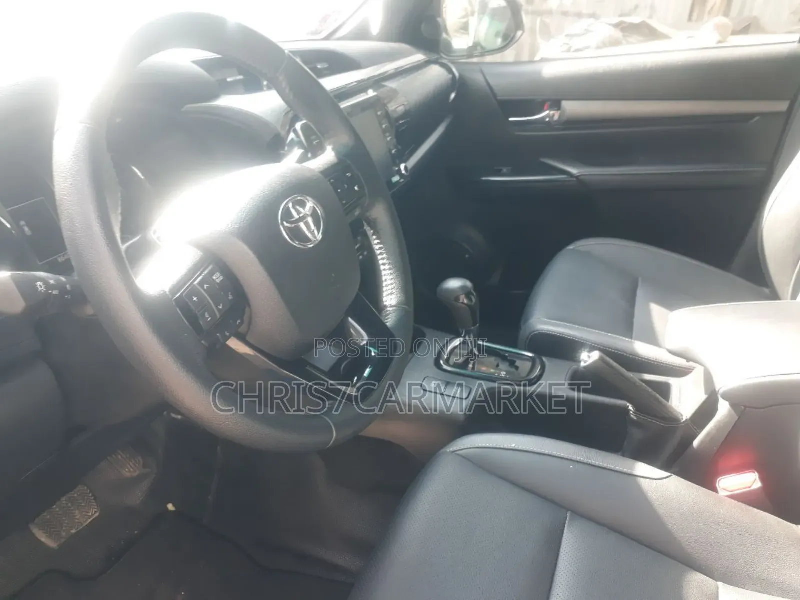 Toyota Hilux Revo Double Cab Deisel 2.8 AWD 2022 Gray