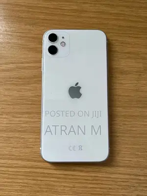 Photo - Apple iPhone 11 64 GB White