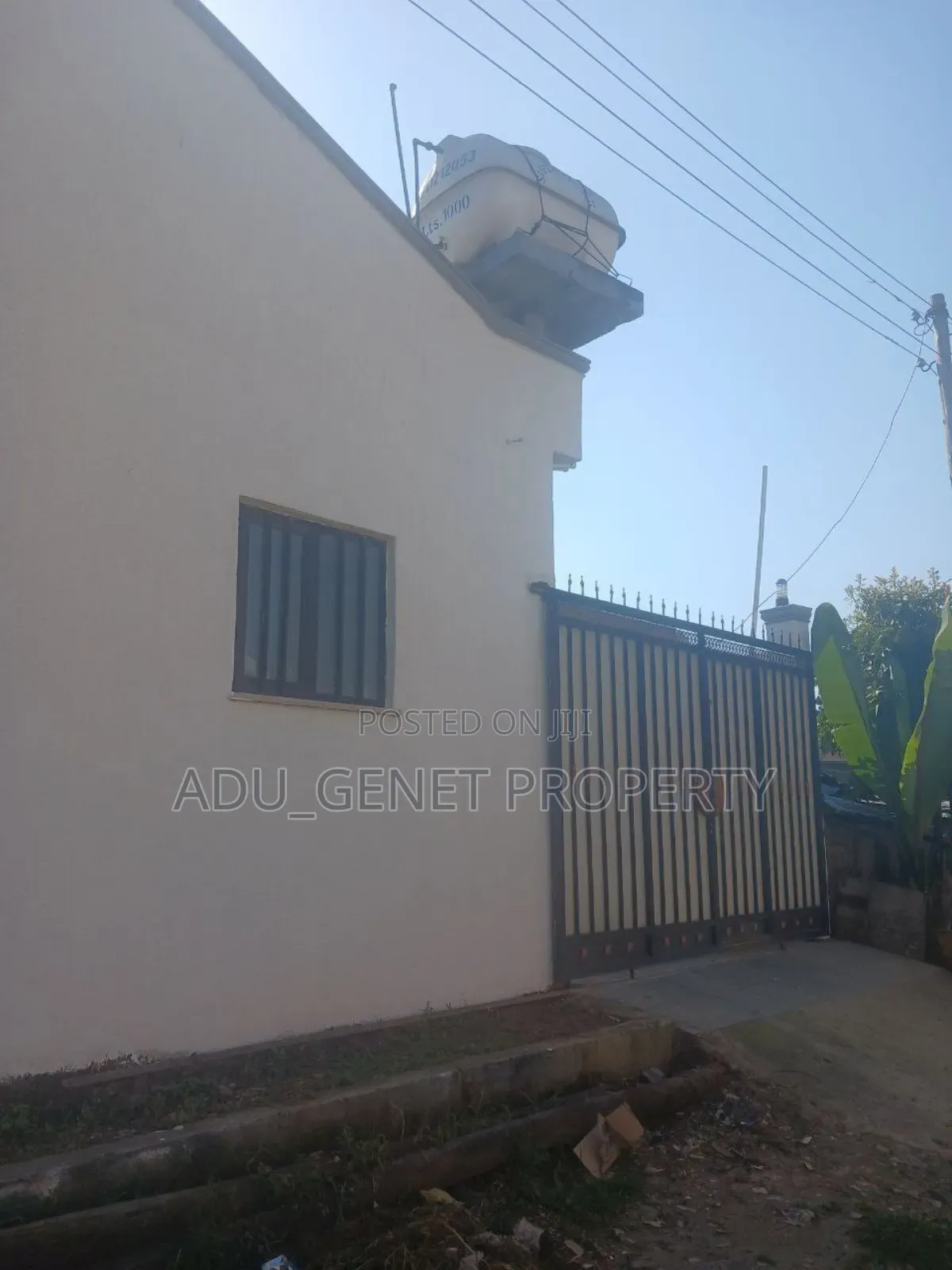 Furnished 2bdrm House in አያት, Yeka for sale