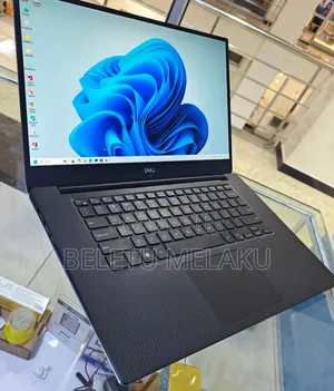 Photo - New Laptop Dell 32GB Intel Core I7 SSD 1T