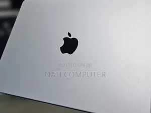 New Laptop Apple MacBook Air 2023 M2 8GB Intel Core I7 SSD 512GB