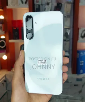 Photo - New Samsung Galaxy M16 128 GB Bronze