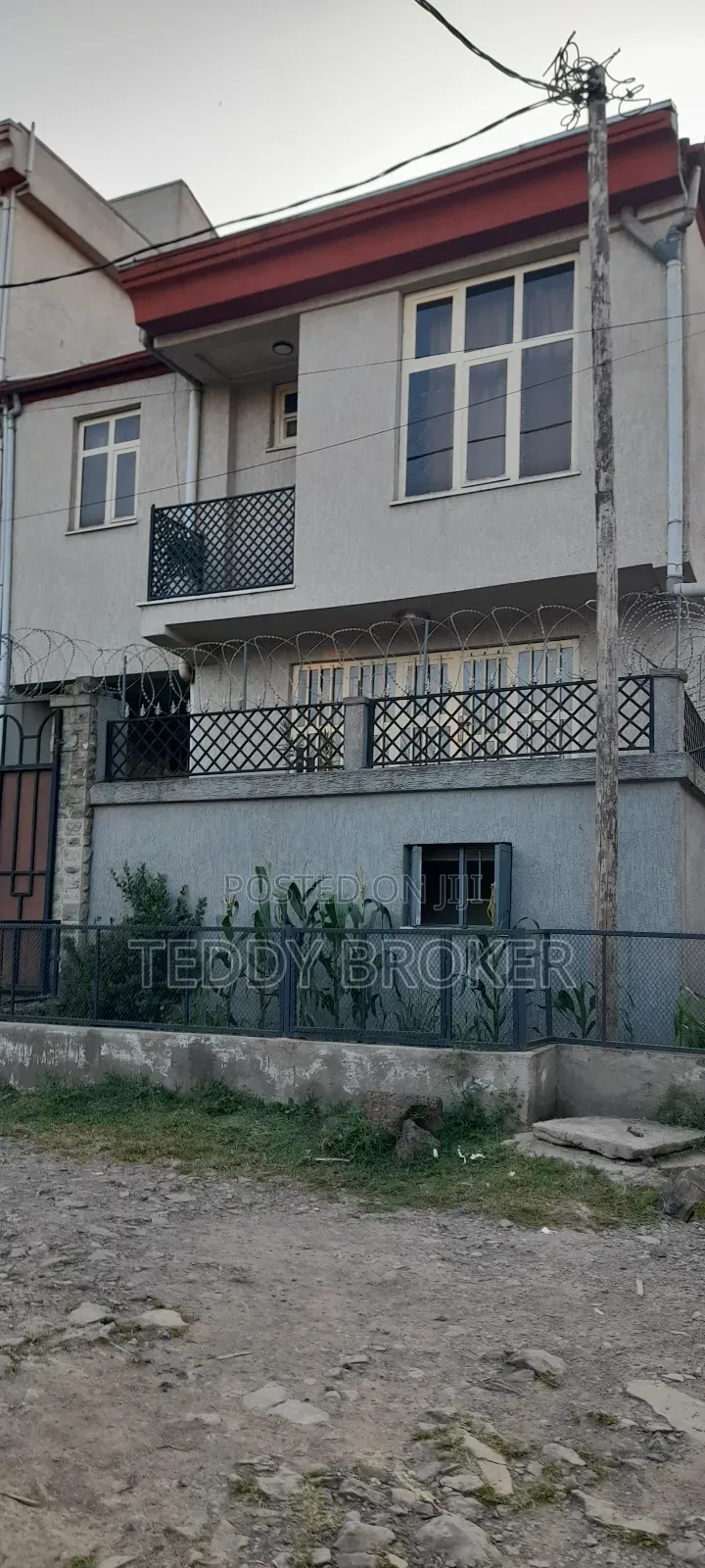 4bdrm House in Haile Garment, Nifas Silk-Lafto for sale