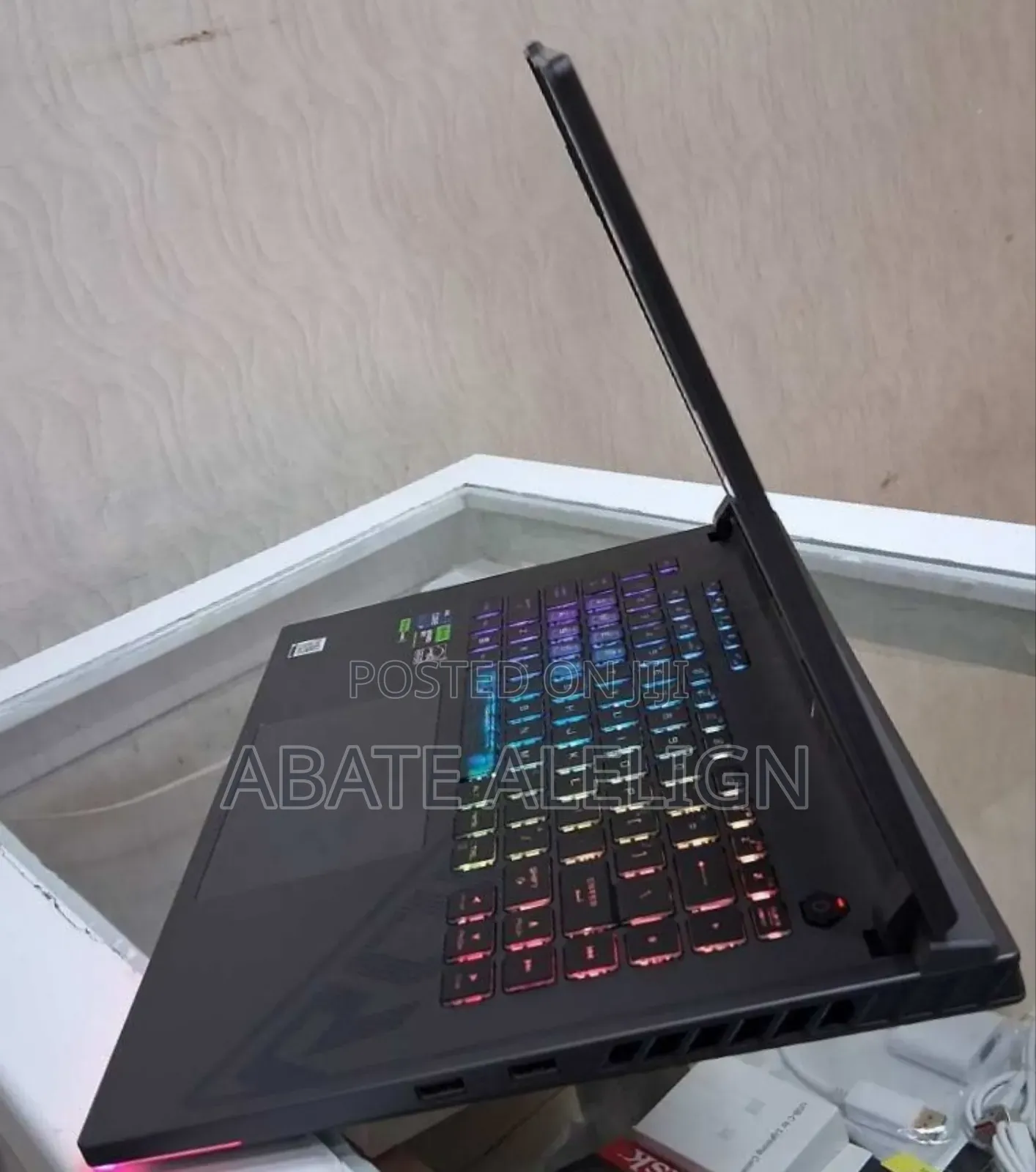 New Laptop Asus ROG Strix G15 16GB Intel Core I9 SSD 1T