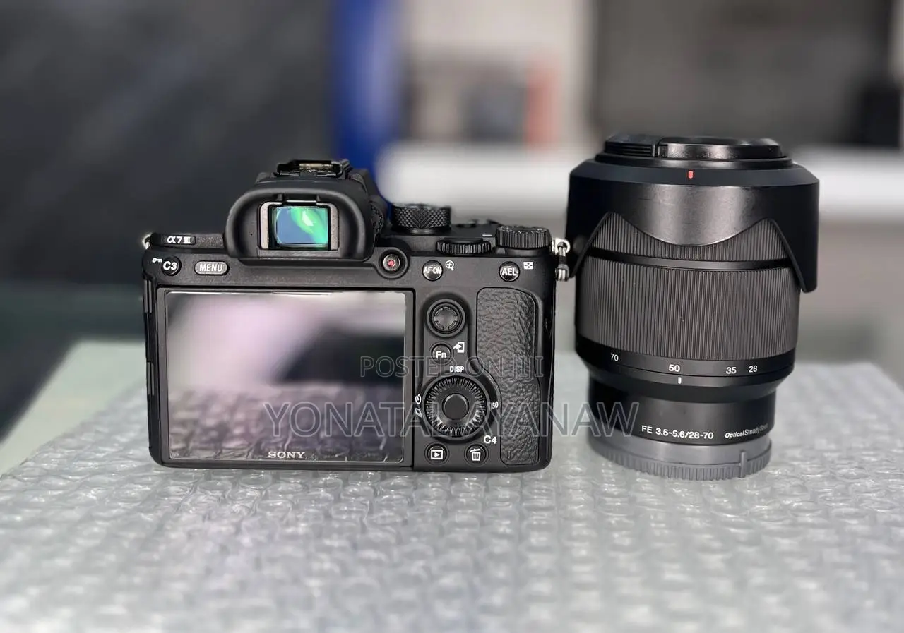 Sony A7 | With 28-70mm