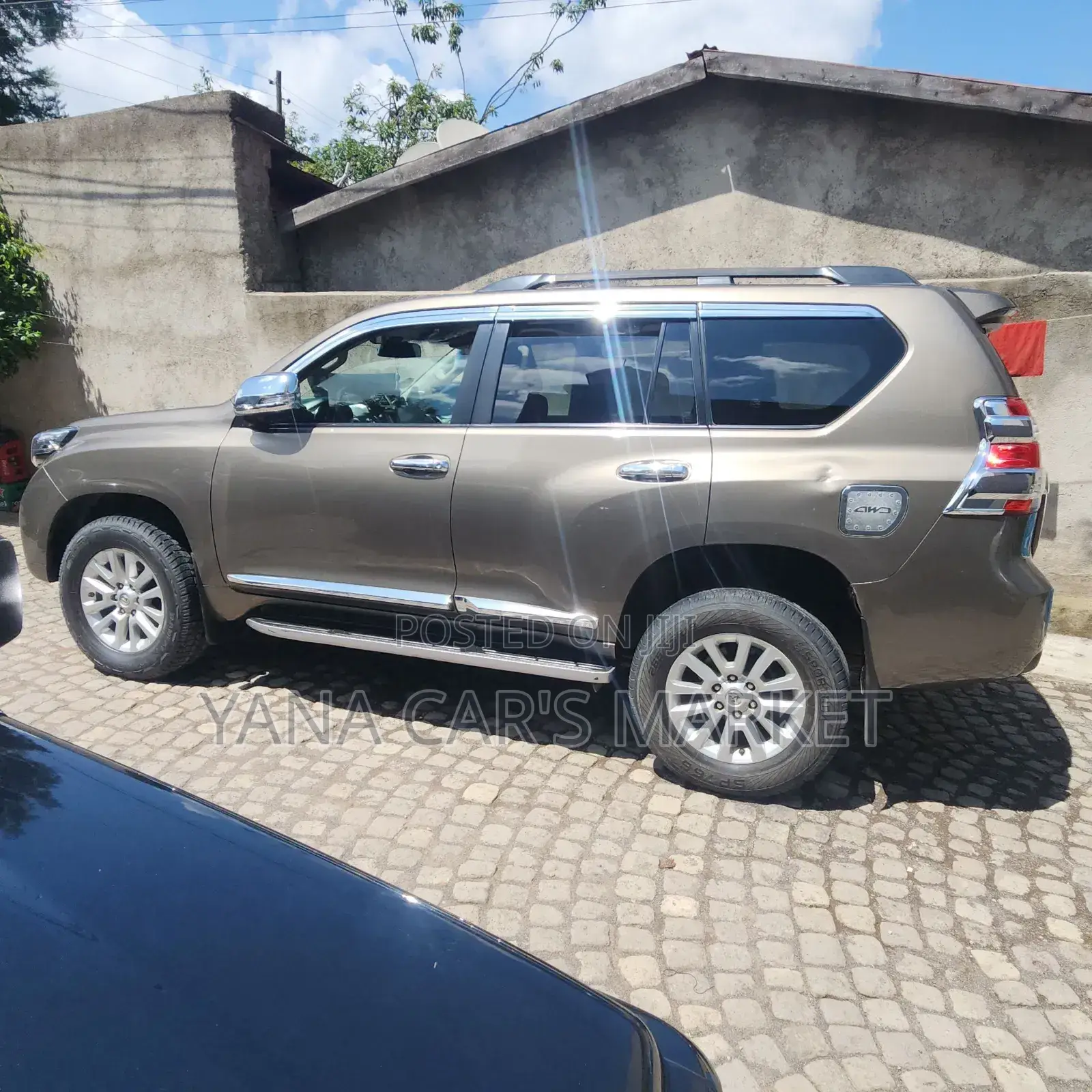 Toyota Land Cruiser 2015 Black