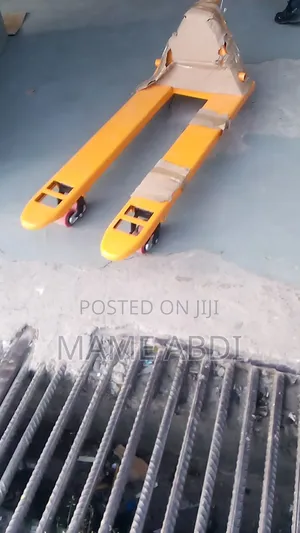 Photo - 3 Ton Forklift