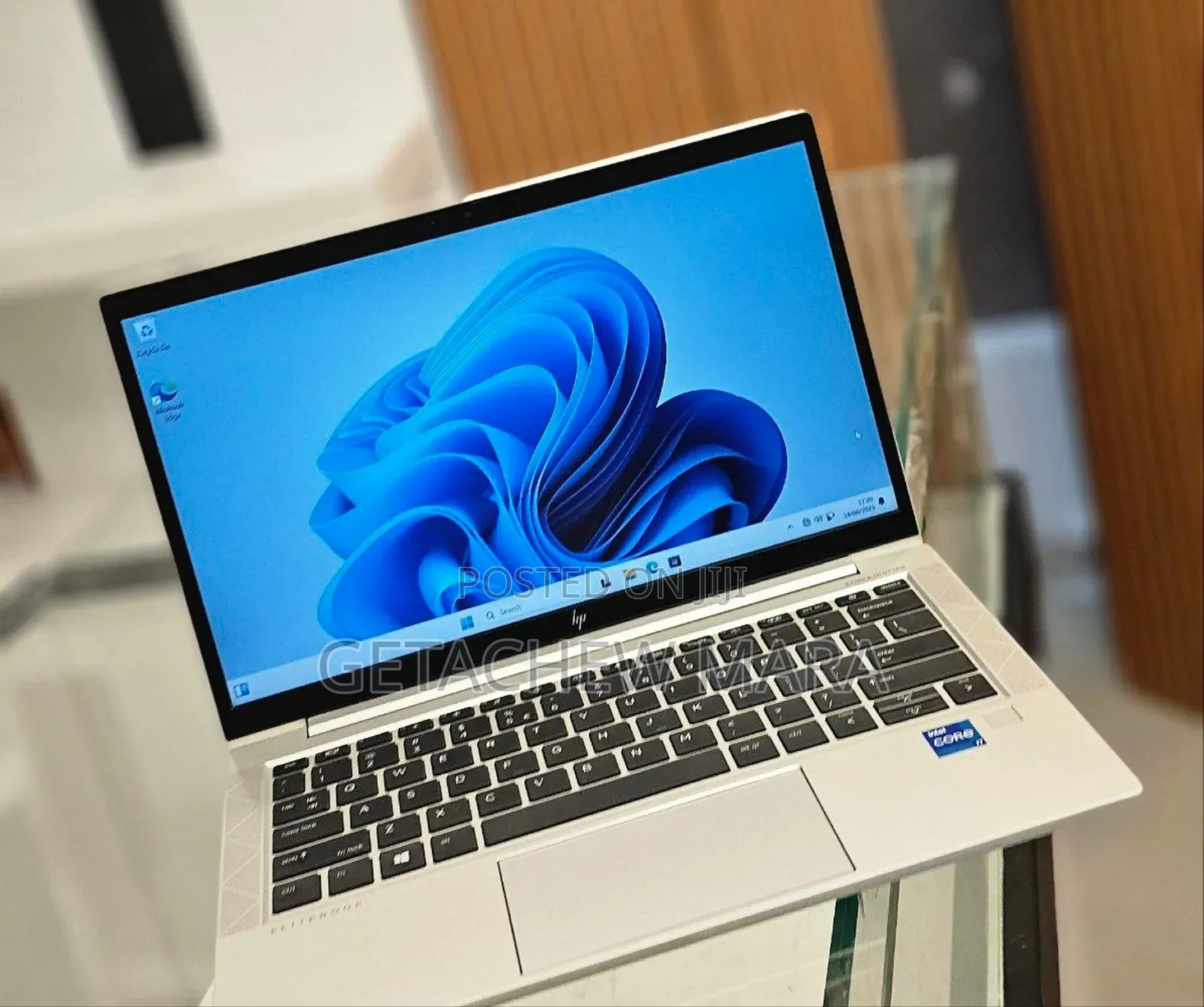 New Laptop HP EliteBook 830 G8 16GB Intel Core I7 SSD 512GB