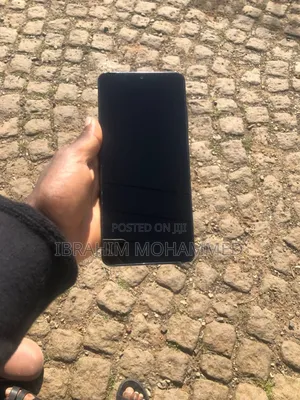 Photo - Samsung Galaxy A06 128 GB Blue