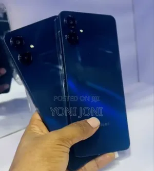 Photo - New Samsung Galaxy A06 64 GB Black