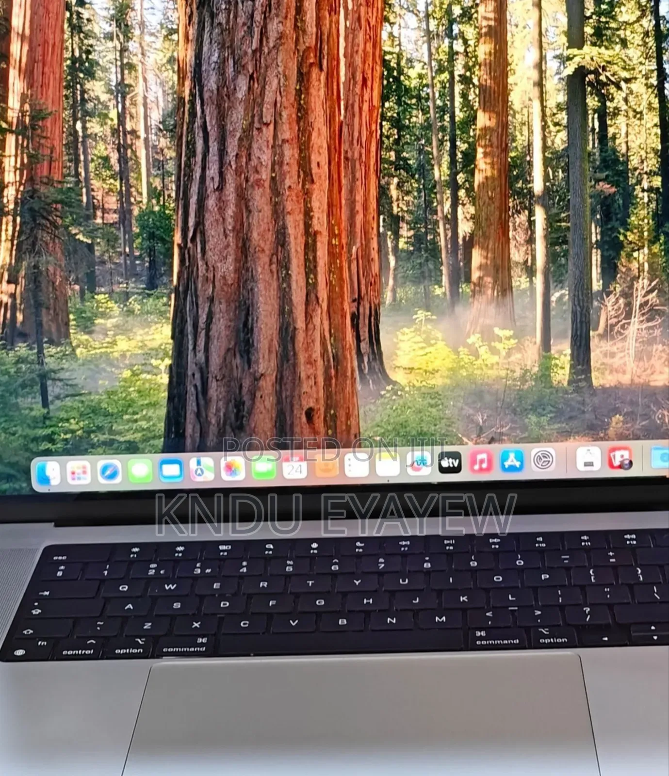 New Laptop Apple MacBook Pro M1 16GB Apple M1 SSD 1T