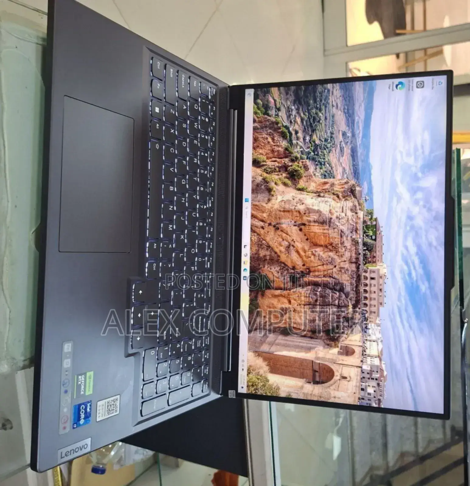 New Laptop Lenovo Legion 5 16GB Intel Core i7 SSD 1T