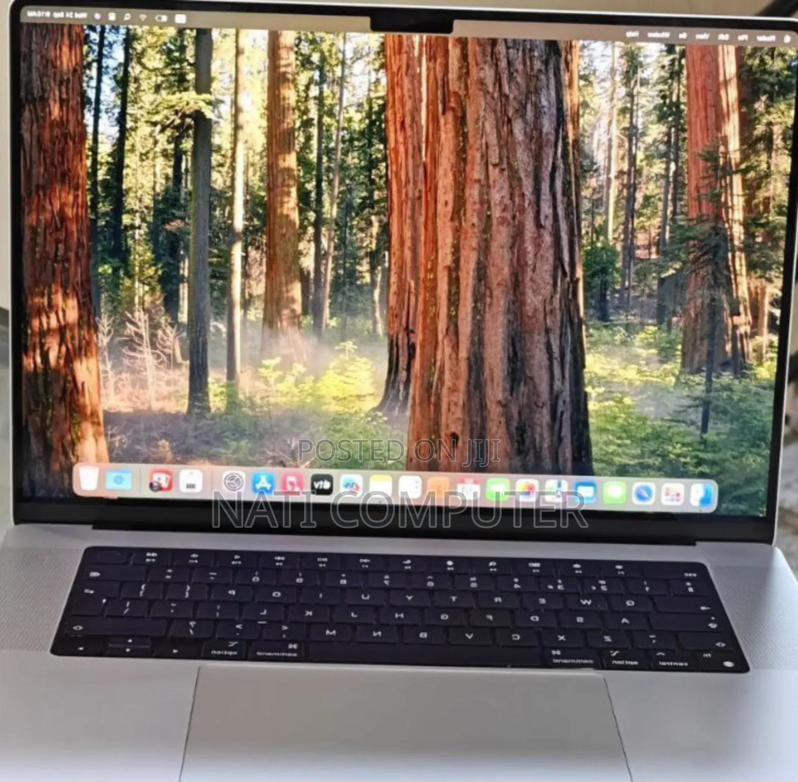 New Laptop Apple MacBook Pro M1 16GB AMD A10 SSD 1T