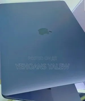 New Laptop Apple MacBook Pro 2017 16GB Intel Core I7 SSD 512GB