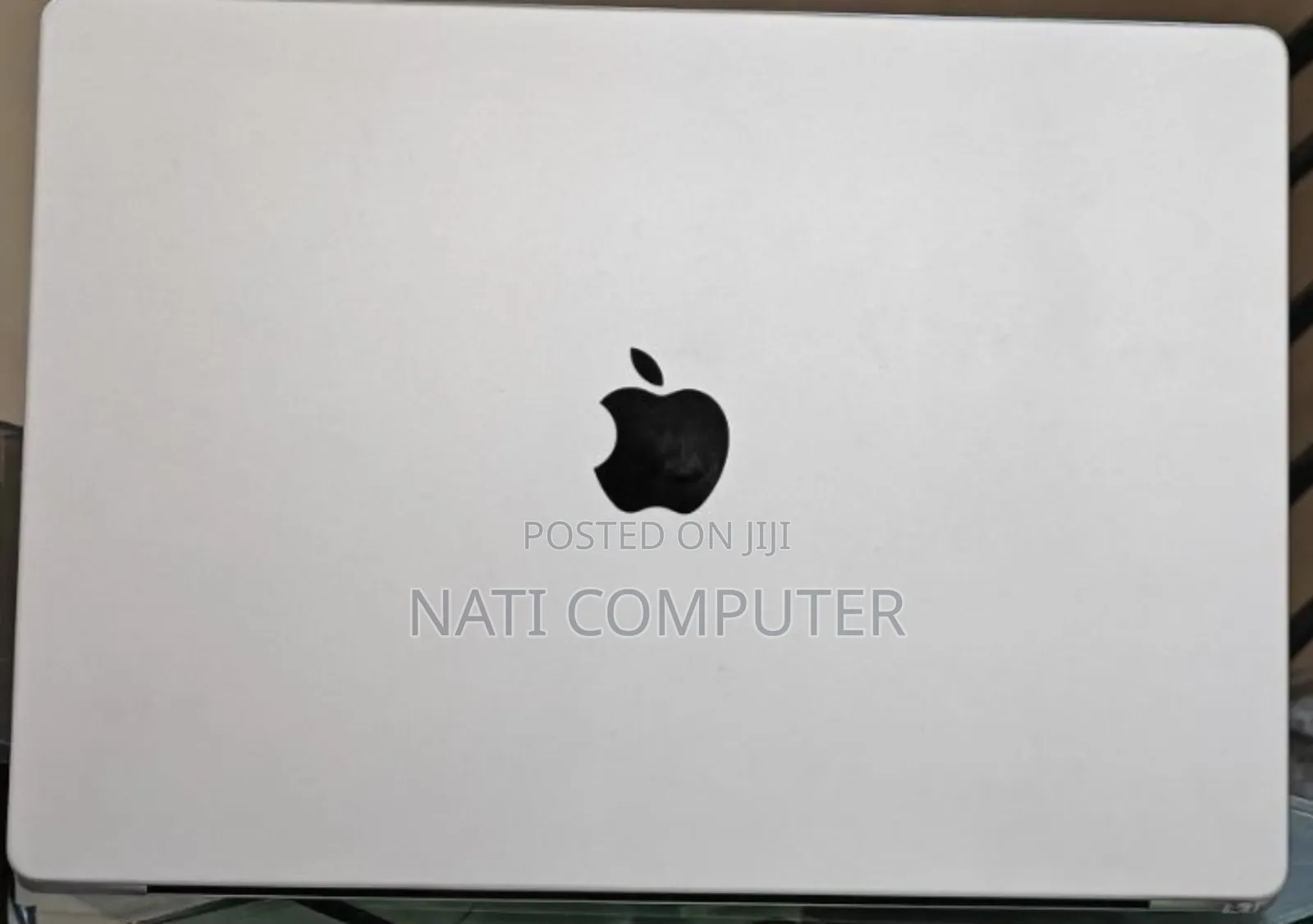 New Laptop Apple MacBook Pro M1 16GB AMD A10 SSD 1T