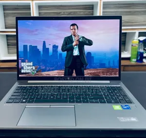 New Laptop HP ZBook Studio 16GB Intel Core I7 SSD 1T