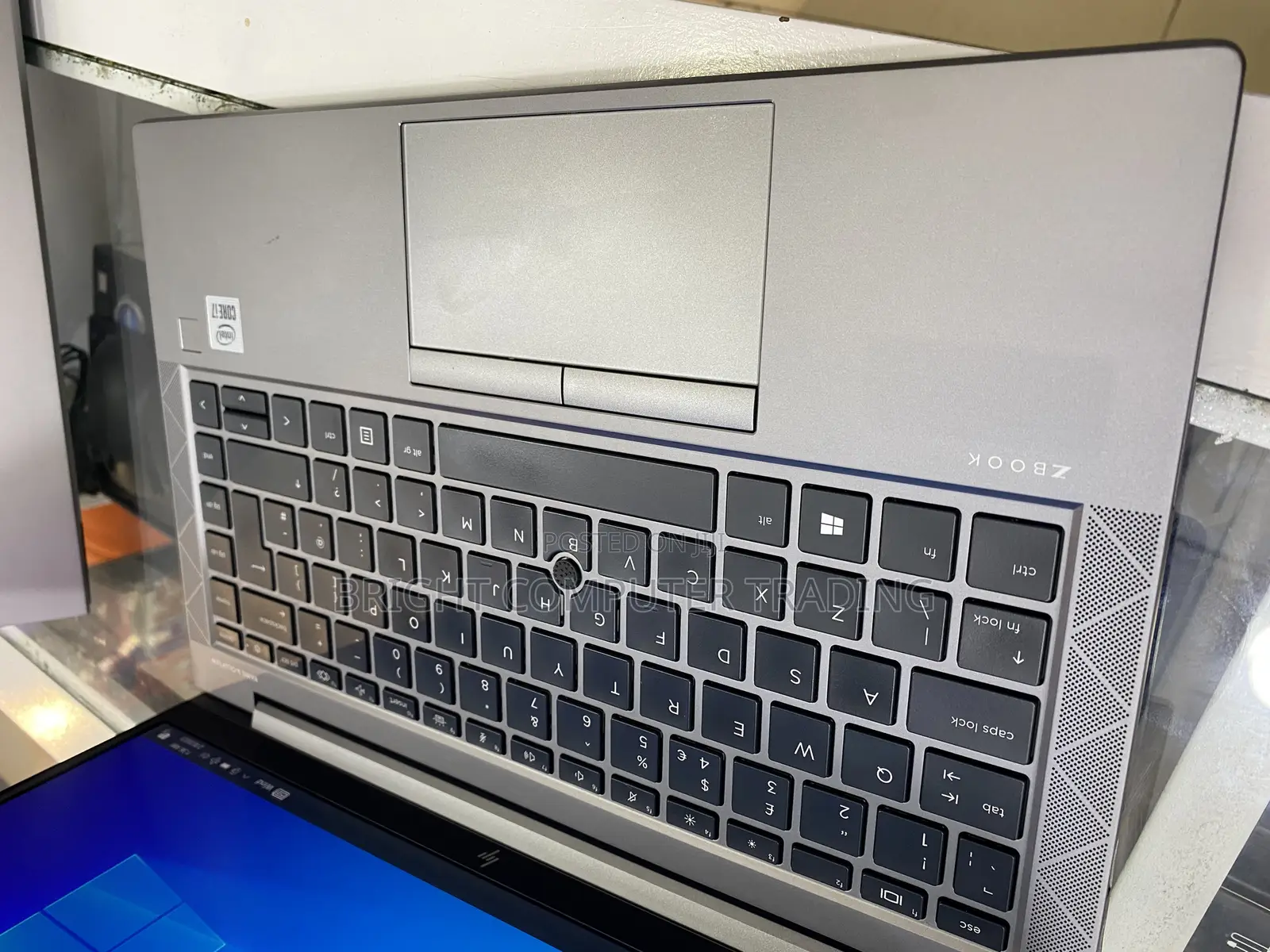 New Laptop HP ZBook 14 16GB Intel Core I7 SSD 512GB