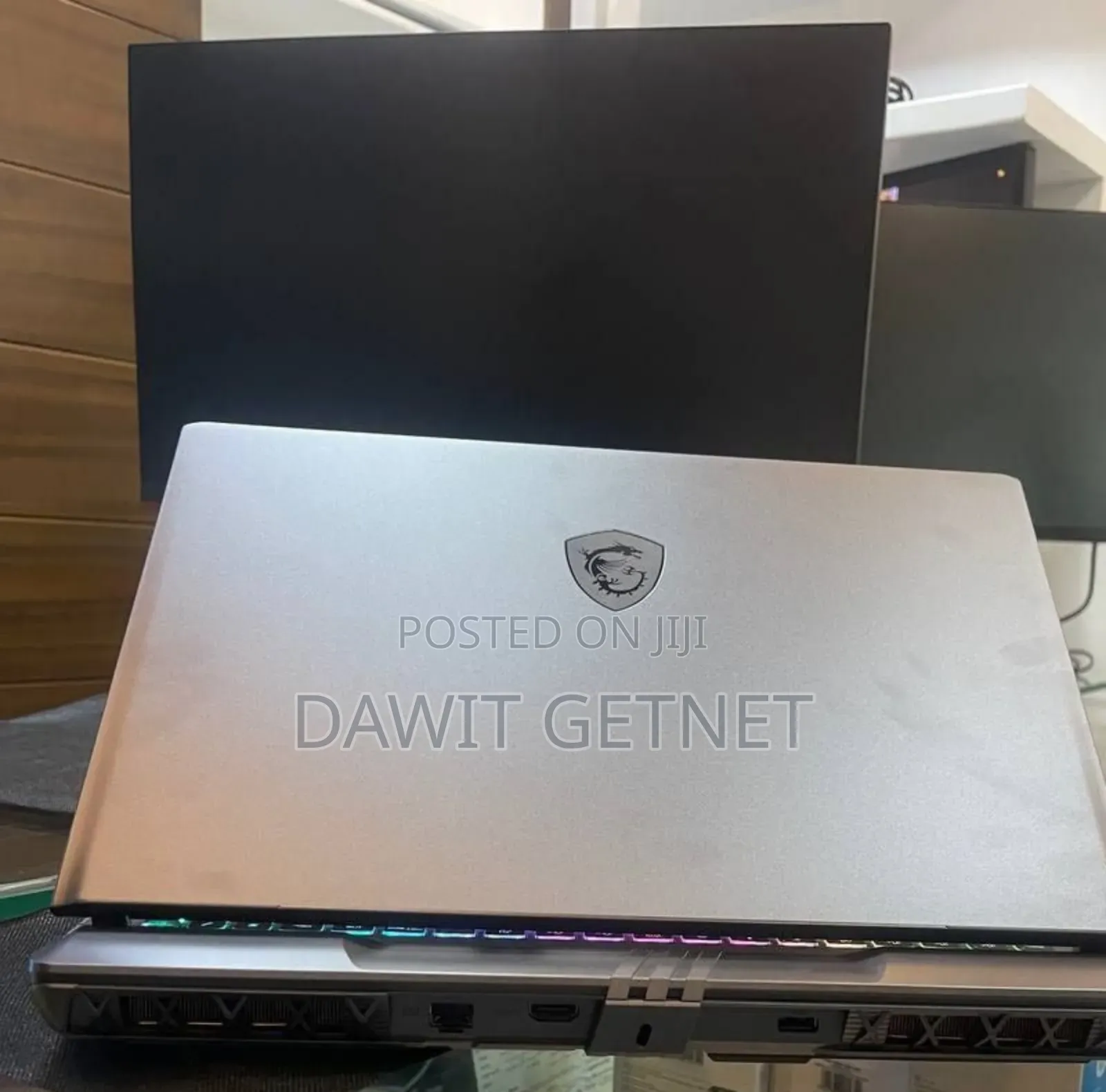 New Laptop MSI Vector 16 HX AI A2XWIG 16GB Intel Core Ultra 7 SSD 1T