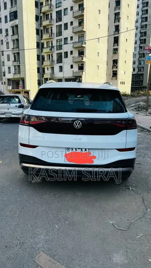 Volkswagen ID.6 Crozz 66 kWh RWD 2022 White