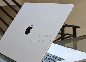 Photo - New Laptop Apple MacBook Pro 2019 16GB AMD A10 SSD 1T