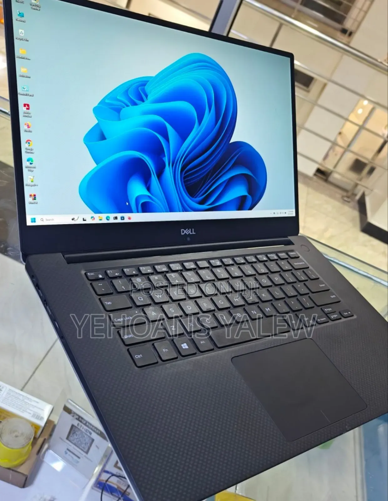 New Laptop Dell Precision 15 3541 32GB Intel Core I7 SSD 1T